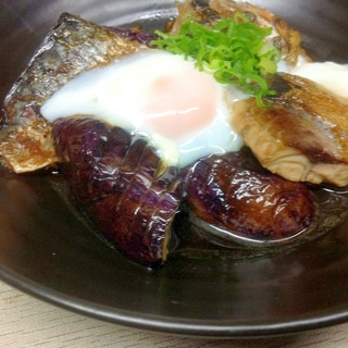 鯖と茄子の生姜焼き＊温玉のせ